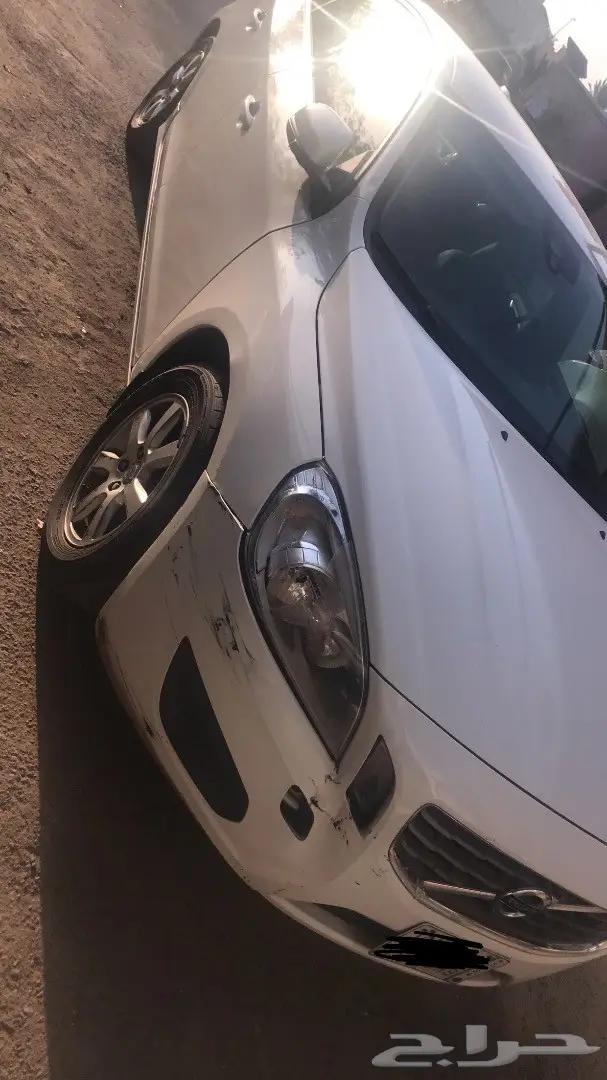 للبيع فولفو S60 2012 ابيض  (image 3)