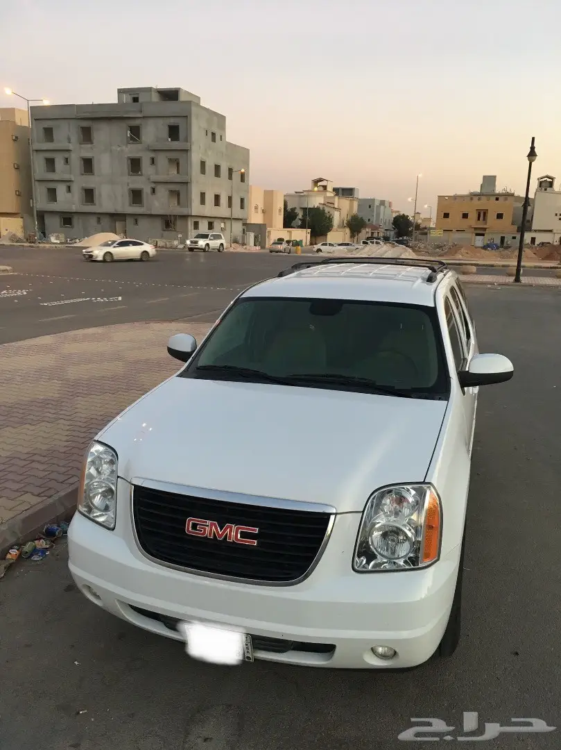 يوكن سعودي قصير دبل مخزن 2010 ابيض (image 29)