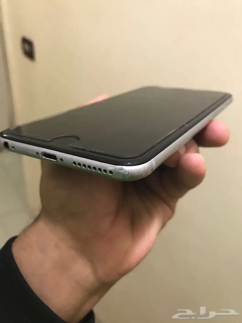 ايفون 6 بلس 64 قيقا اسود سلفر للبيع او البدل (image 2)