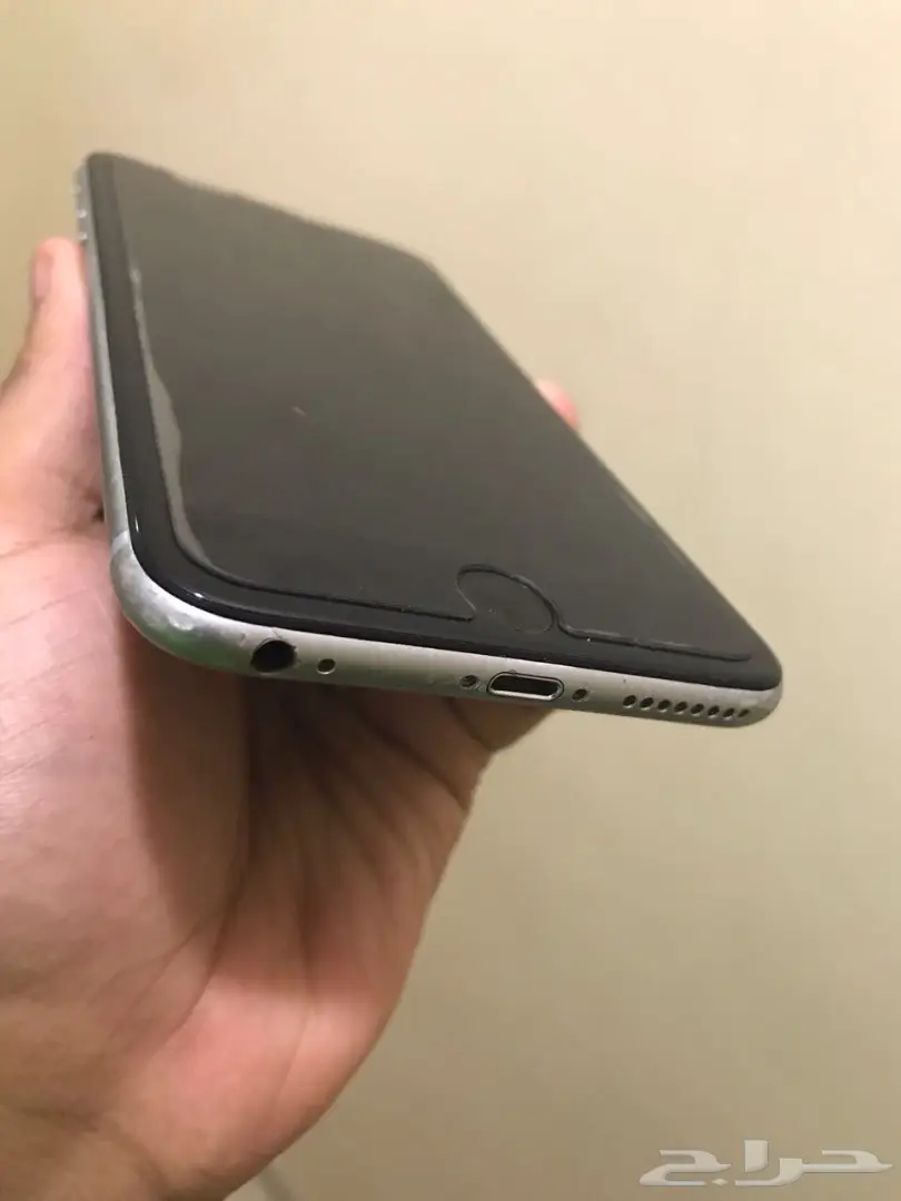 ايفون 6 بلس 64 قيقا اسود سلفر للبيع او البدل (image 3)