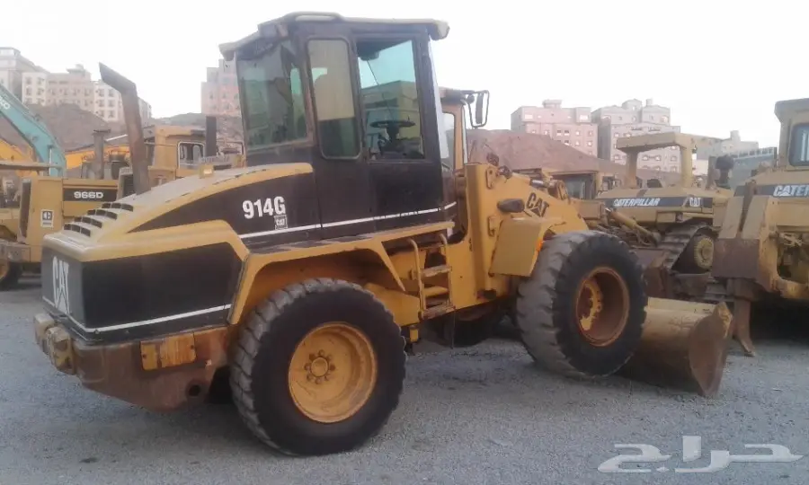 بلدوزر كتربلر D9R موديل 2006 بمعرض الصواط S1 (image 15)