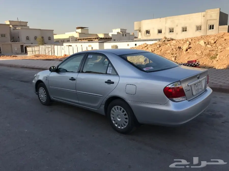 للبيع كامري 2006 نظيفة بأسم صاحبها من الوكالة (image 2)