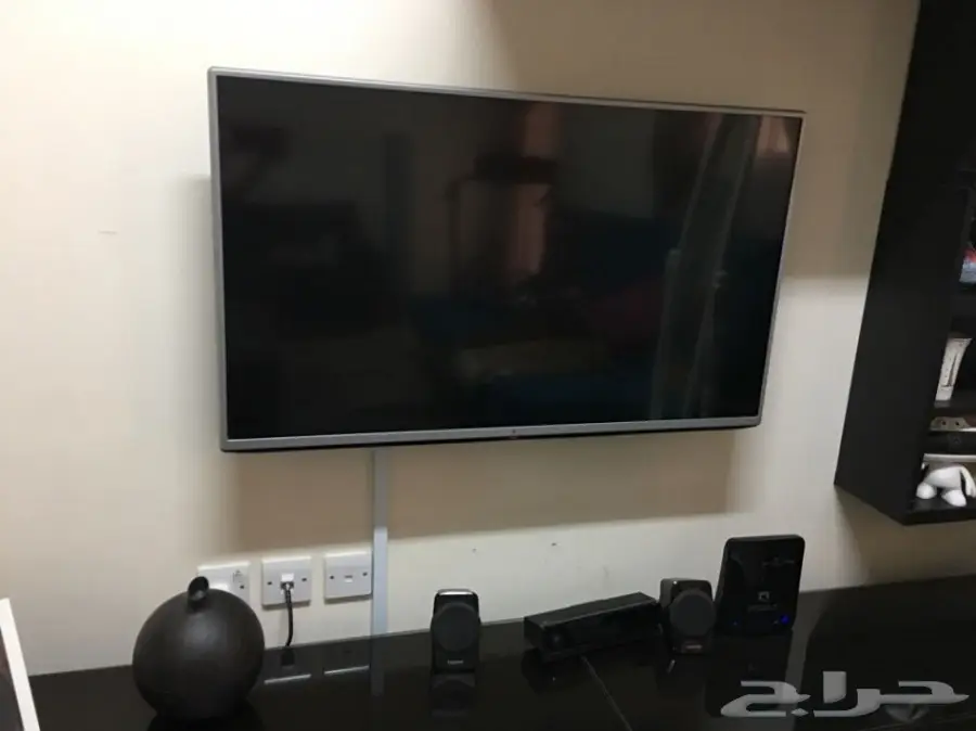 تلفزيون 43 بوصة LG ذكي عالي الجودة
