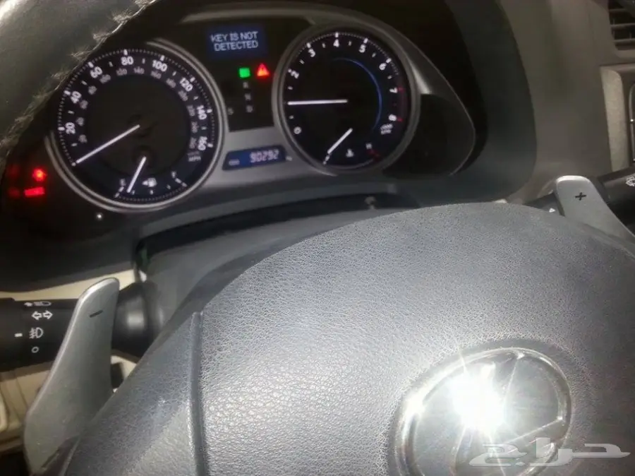 لكزس  is  2010 رصاصى ليميتد للبيع (image 11)