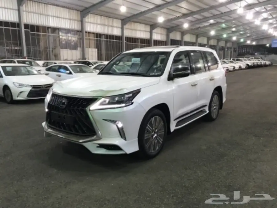 لكزس LX 570. سعودي 2018 (image 1)