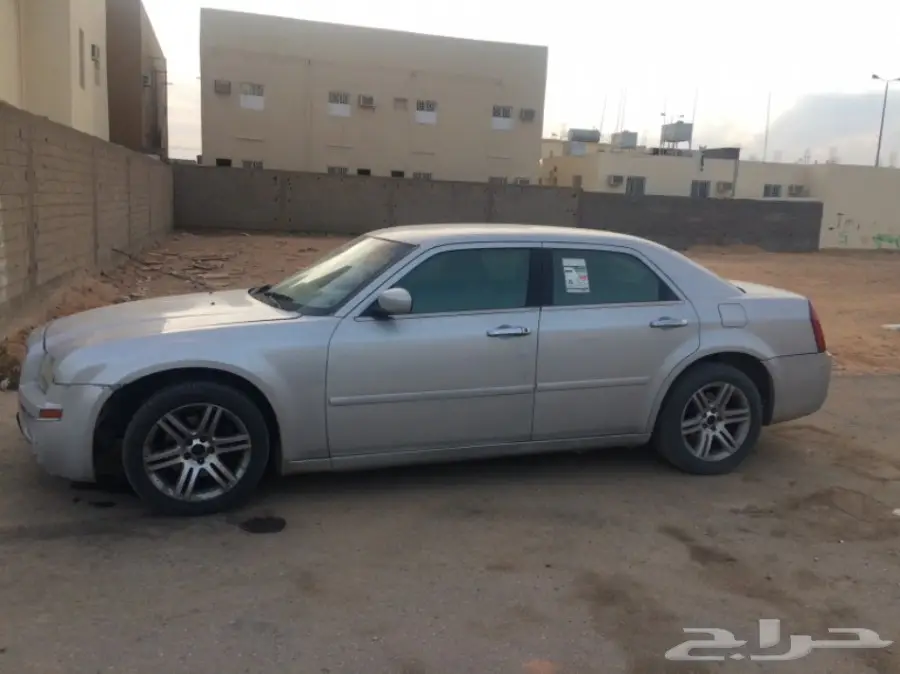للبيع كرايسلر 2005 
