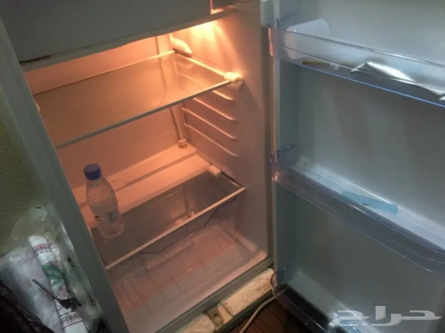 للبيع ثلاجة صغيرة شركة دانسات استعمال بسيط (image 1)