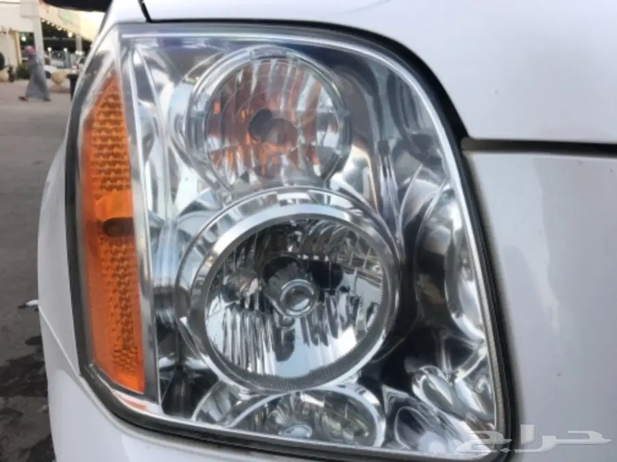 يوكن سعودي قصير دبل مخزن 2010 ابيض