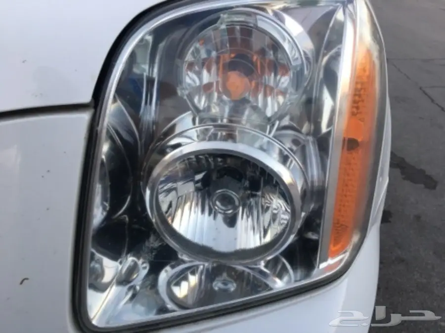 يوكن سعودي قصير دبل مخزن 2010 ابيض (image 1)