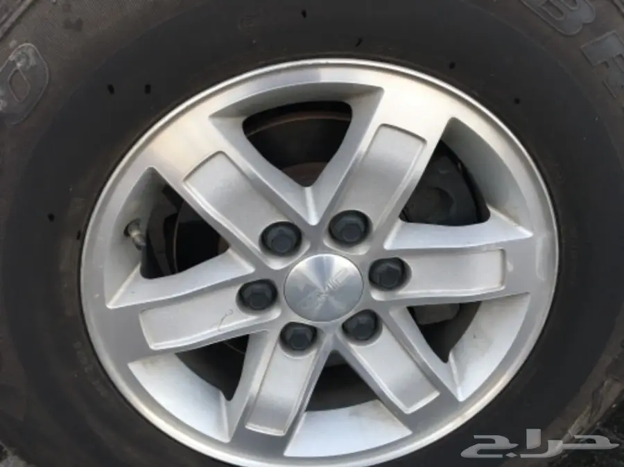 يوكن سعودي قصير دبل مخزن 2010 ابيض (image 3)