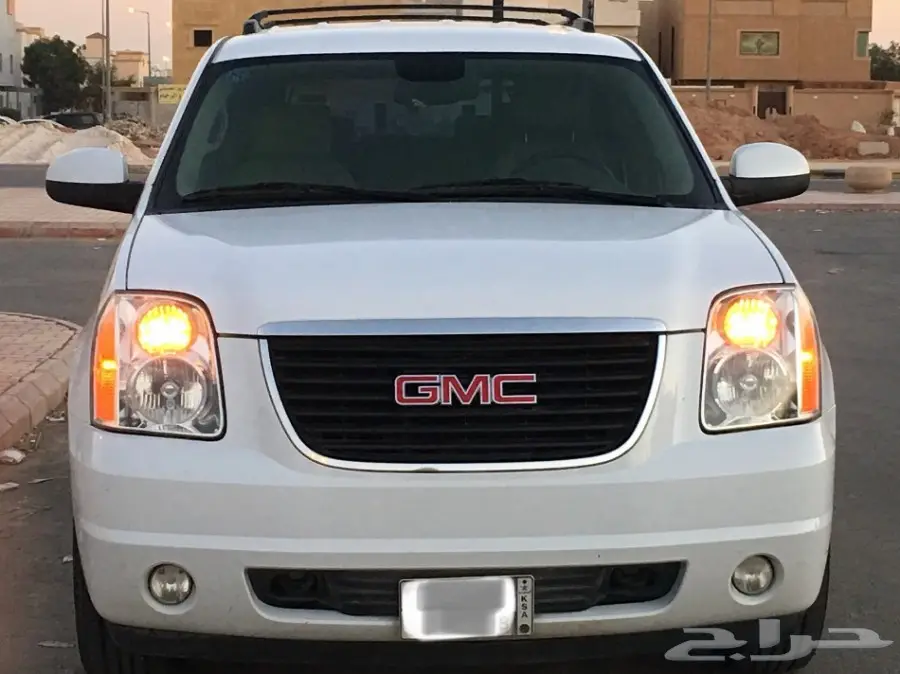 يوكن سعودي قصير دبل مخزن 2010 ابيض (image 19)