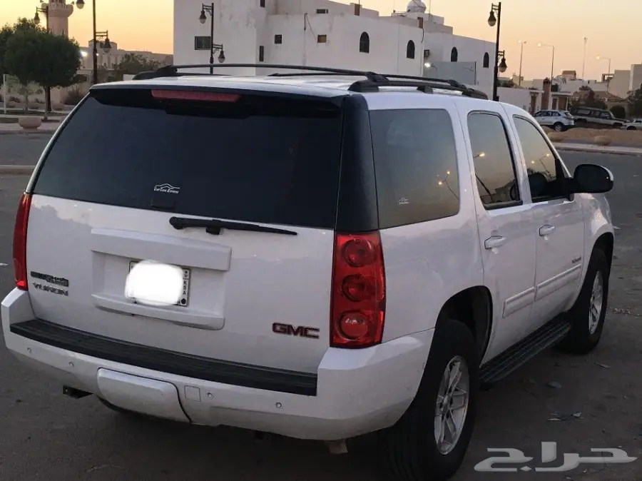 يوكن سعودي قصير دبل مخزن 2010 ابيض (image 22)