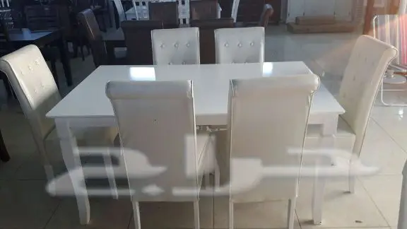 طاولات طعام زجاج وخشب طاولات خدمة (image 17)