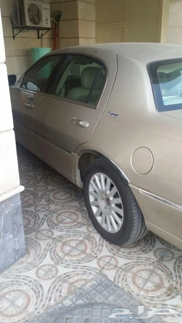 لينكون تاون كار 2005 limited (image 1)