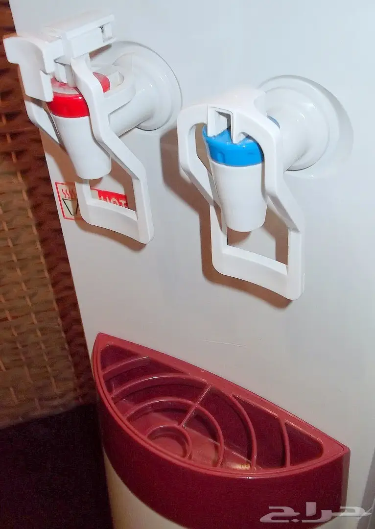 براد ماء حار بارد شبه جديد (image 8)