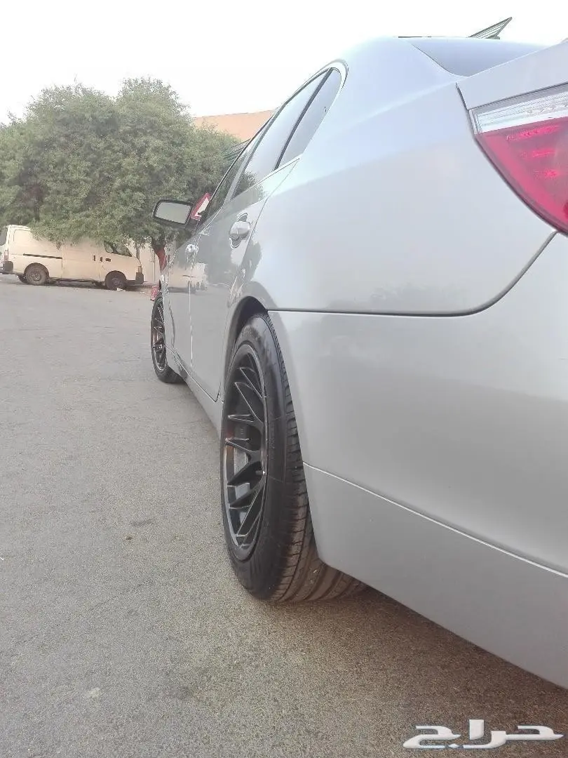 BMW 530 - 2004 - Full Option - Like New! (image 1)