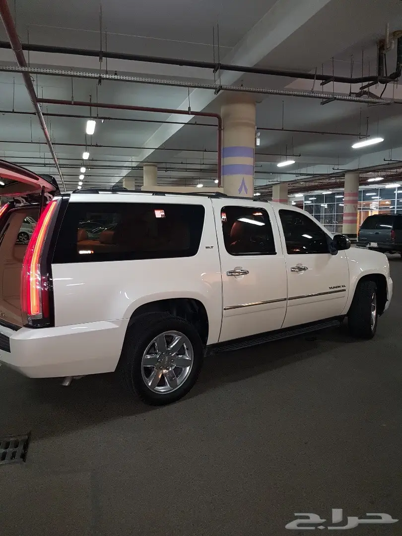 GMC يوكن XL 2012 مخزن لؤلؤي فل الفل (image 9)