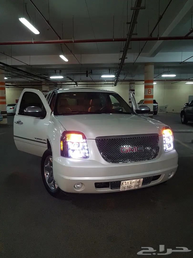 GMC يوكن XL 2012 مخزن لؤلؤي فل الفل (image 17)