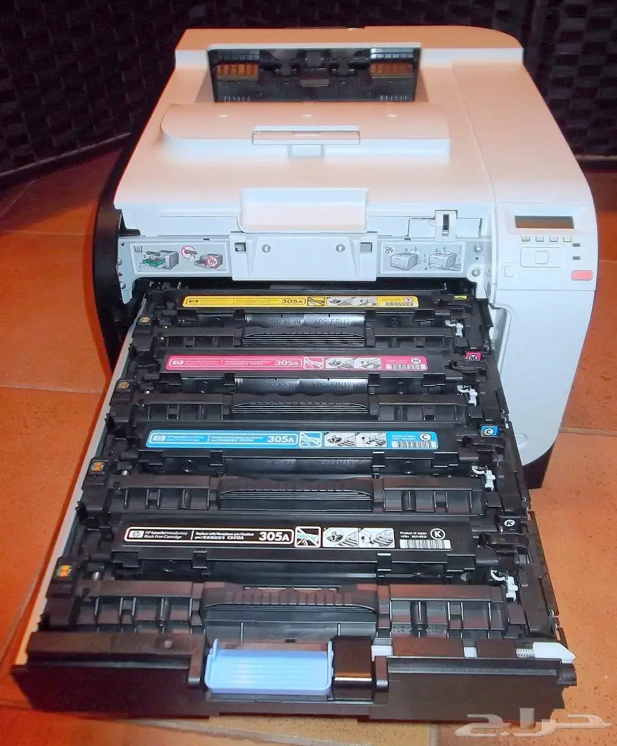 طابعة أتش بي  ليزرجت ملونة مخزنة شبه جديدة   (image 16)