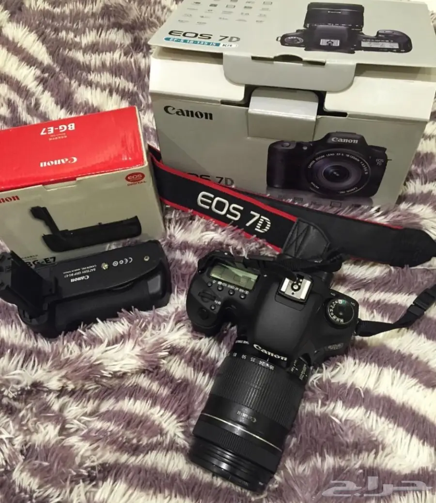  مع كامل ملحقاتها Canon Eos 7D