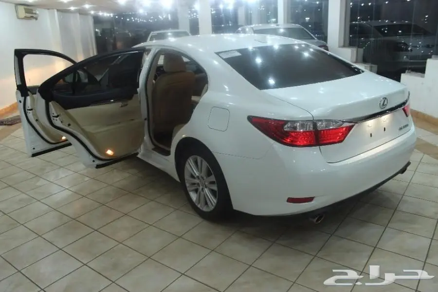 لكزس ES 350 ابيض لولي 2013 بطاقه جمركيه (image 11)