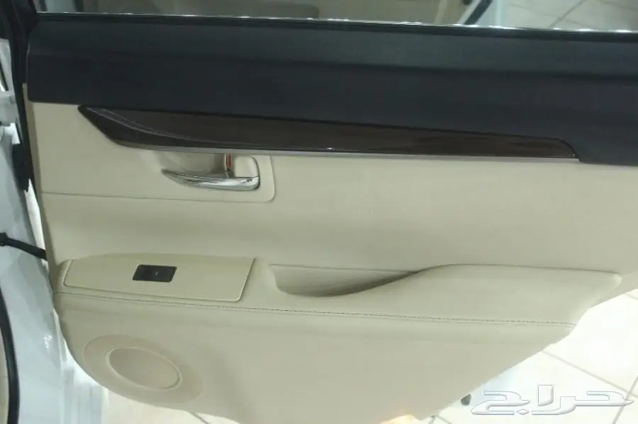 لكزس ES 350 ابيض لولي 2013 بطاقه جمركيه (image 38)