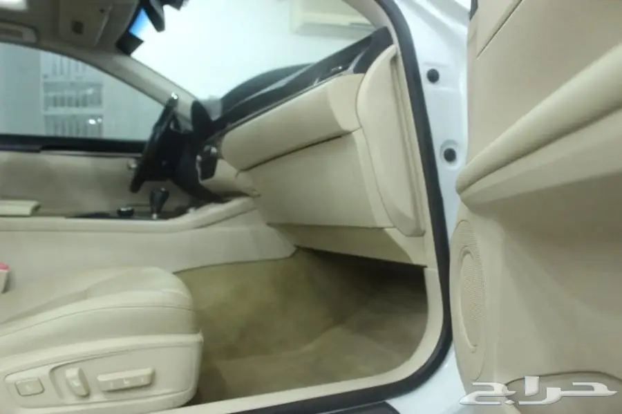 لكزس ES 350 ابيض لولي 2013 بطاقه جمركيه (image 43)