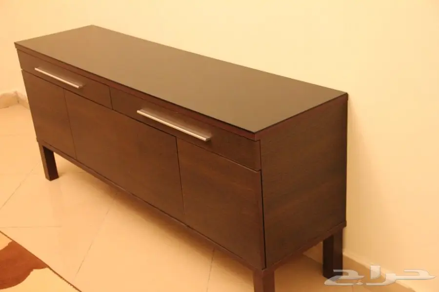 جدة غرفة نوم وطنى - طاولة طعام مع بوفيه ايكيا (image 10)