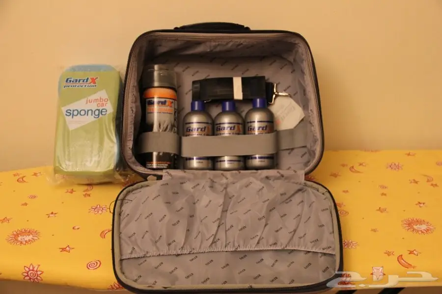 جدة غرفة نوم وطنى - طاولة طعام مع بوفيه ايكيا (image 18)