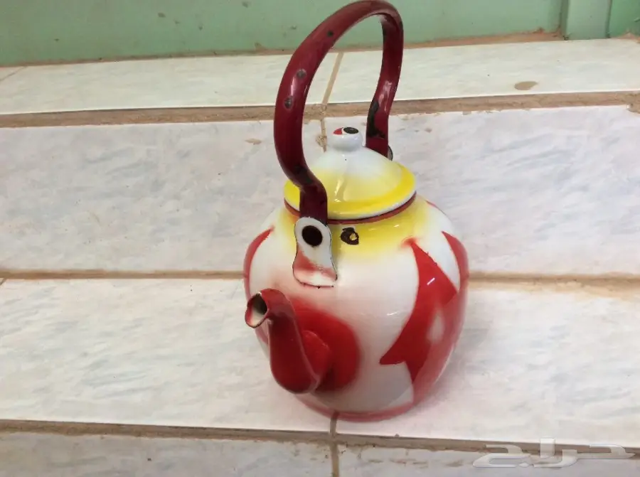 إبريق قديم للبيع (image 2)
