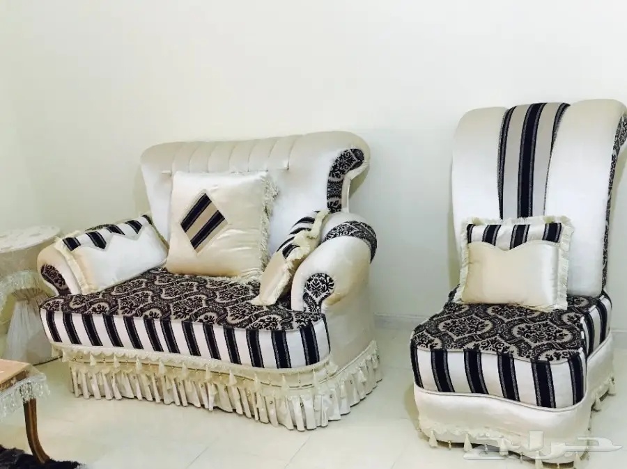 كنبة فاخرة ونظيفة كالجديد! (image 2)