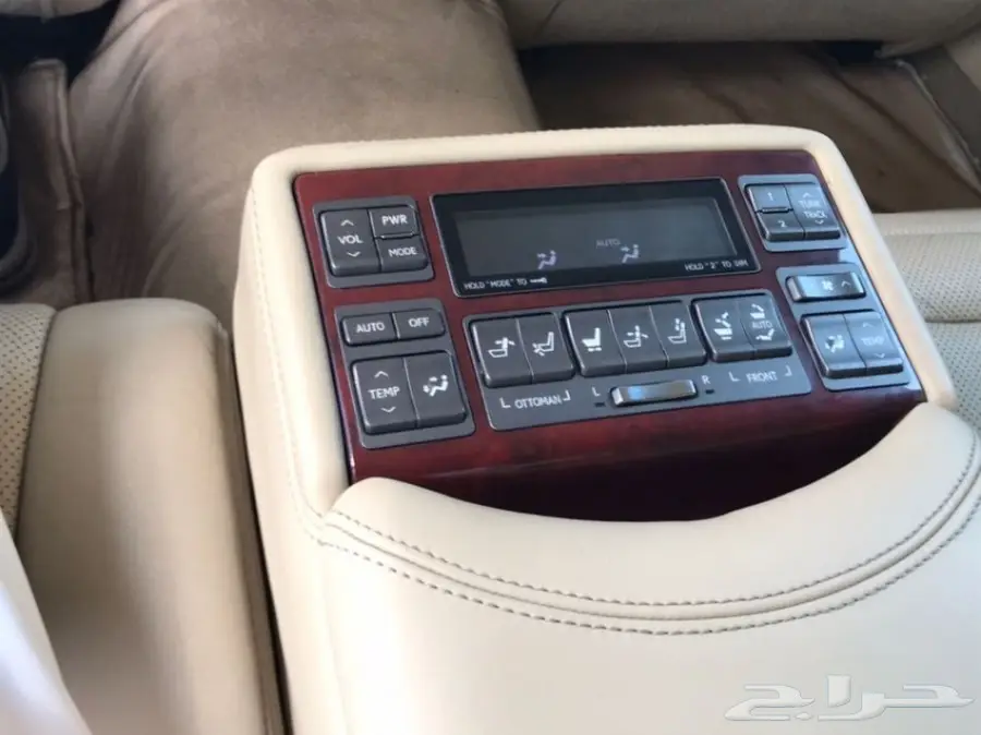 للبيع لكزس 2010 - 460 - LS (image 9)