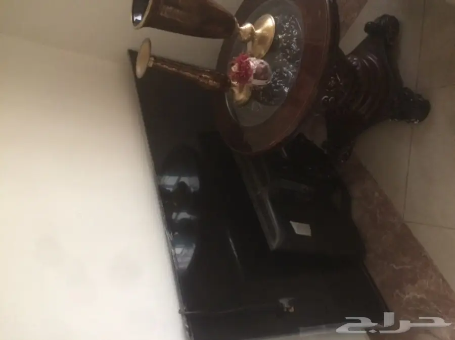 تلفزيون 65للبيع (image 1)