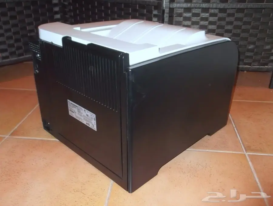 طابعة أتش بي  ليزرجت ملونة مخزنة شبه جديدة   (image 5)