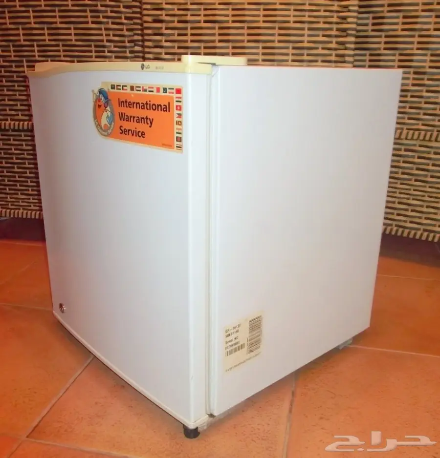 ثلاجة شخصية صغيرة LG ميني بار 110 فولت (image 1)