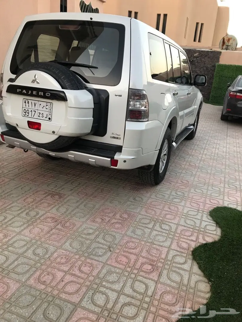 جيب باجيرو (ميستوبيشي) 2014 نظيف