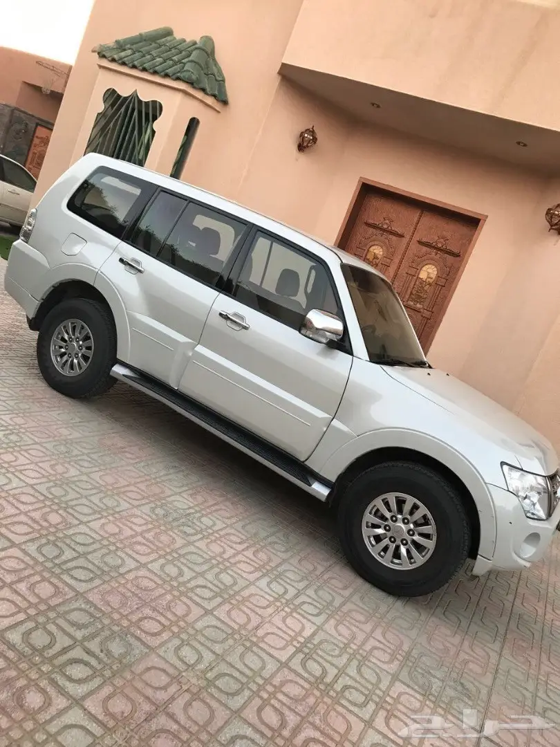 جيب باجيرو (ميستوبيشي) 2014 نظيف (image 1)