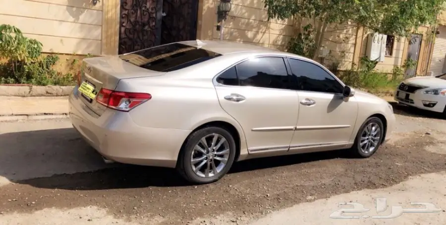 لكزس اي اس 350 موديل 2011 (image 1)