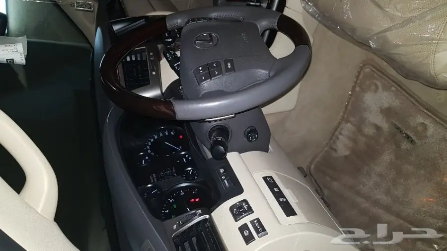 لكزس14 سبورت ماشي55 مشروط ابيض داخل بيج (image 3)