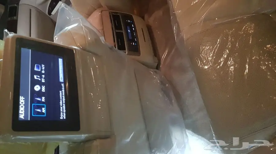 لكزس14 سبورت ماشي55 مشروط ابيض داخل بيج (image 5)