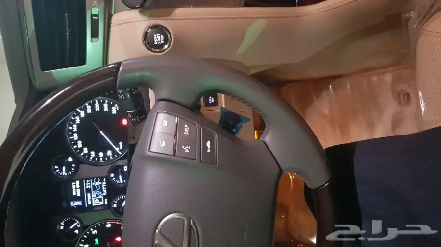 لكزس14 سبورت ماشي55 مشروط ابيض داخل بيج (image 7)