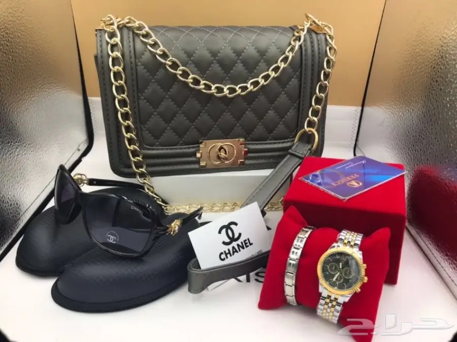 طقم نسائي متكامل وراقي  (image 4)