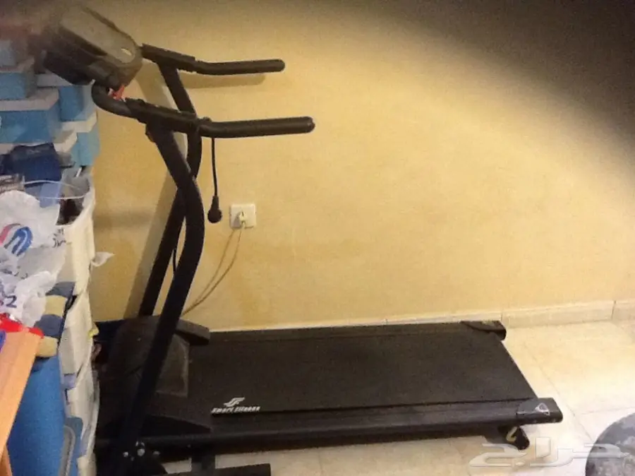 اسطوانة غاز وتلفزيون  وجهاز سير مشي  (image 4)