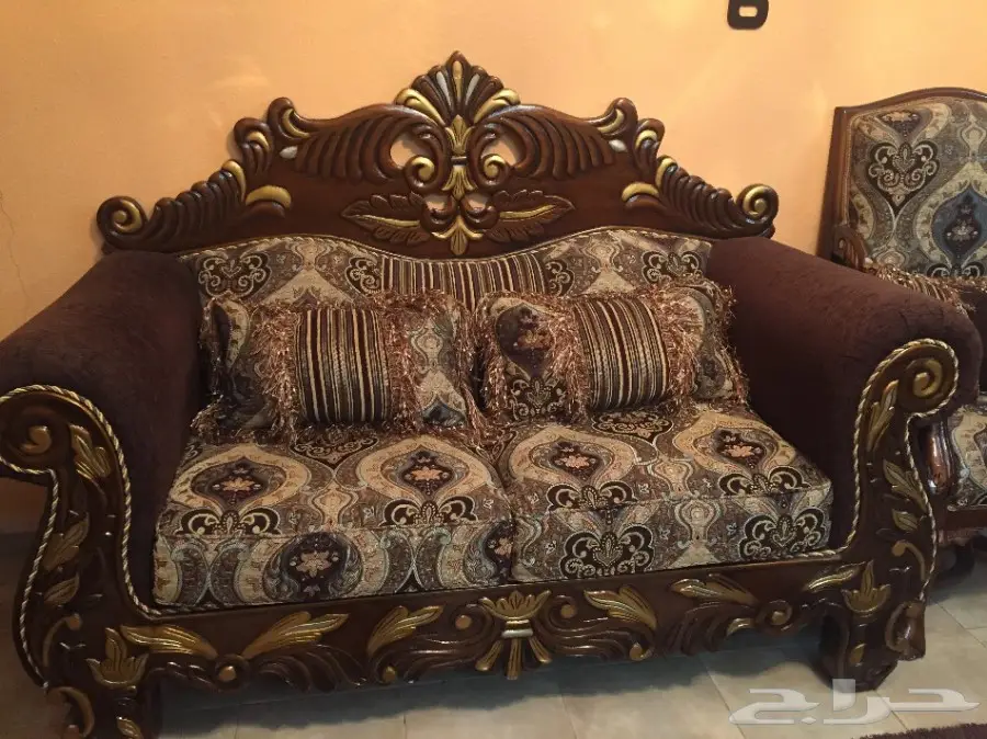 أثاث شفة جديد وفخم للبيع لدواعي السفر (image 1)