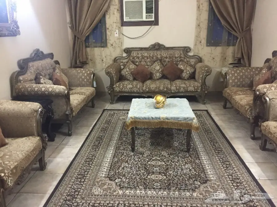 أثاث شفة جديد وفخم للبيع لدواعي السفر (image 15)