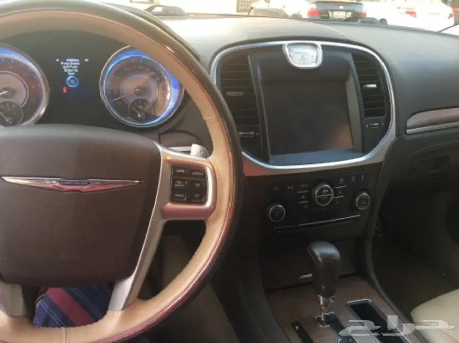 كرايسلر للبيع او التنازل بسعر خيالي (image 1)