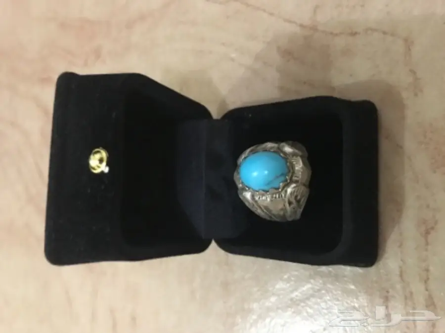 خاتم اوبال وفيروز