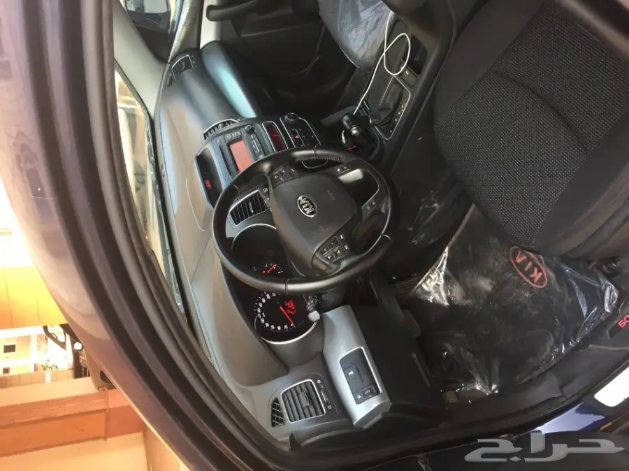 سيارة سيرنتو للبيع أو بدل مناسب (image 4)