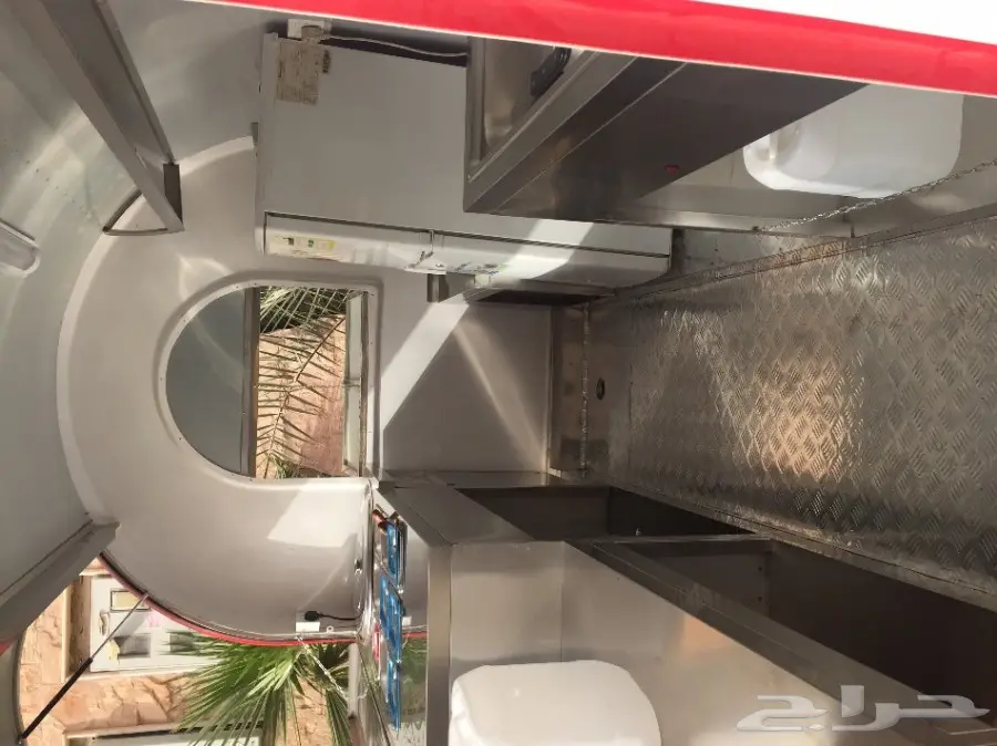 عربة فود تراك متكامله وجاهزه للبيع (image 3)