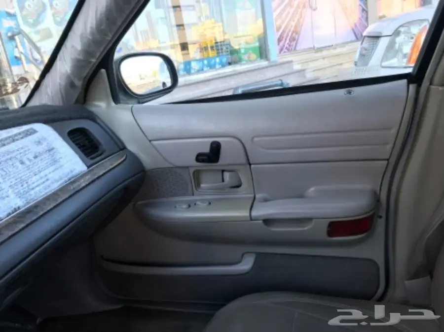 فورد كراون فكتوريا (image 1)